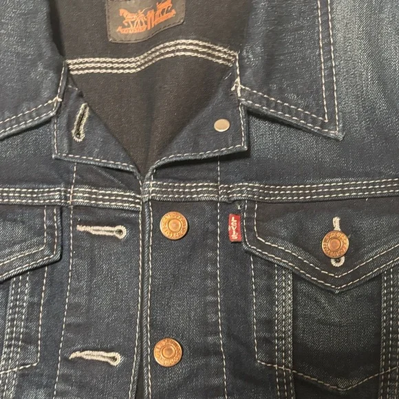 Levi's Dark Blue Denim Jacket - Picture 3 of 6